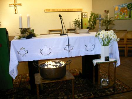 L' autel de l' �glise